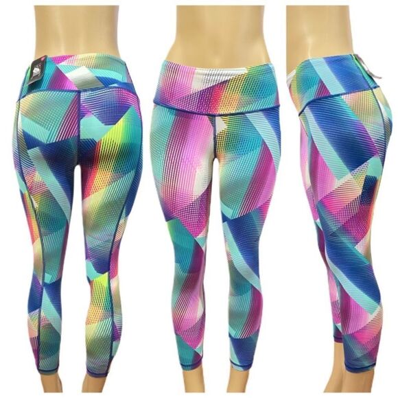 Victoria's Secret Pants - Victoria's Secret VSX Sport Knockout Capri